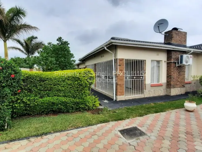 4 Bedroom House for Sale in Parklands, Bulawayo