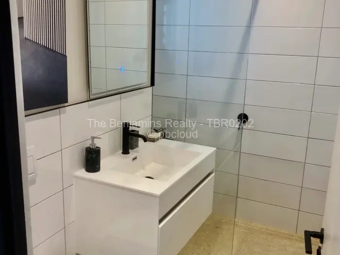 Townhouse/Cluster to Rent in Vainona, Harare