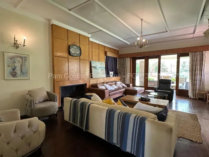 5 Bedroom House for Sale in Suburbs, Bulawayo