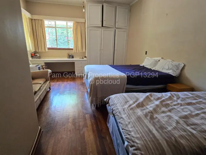 5 Bedroom House for Sale in Suburbs, Bulawayo