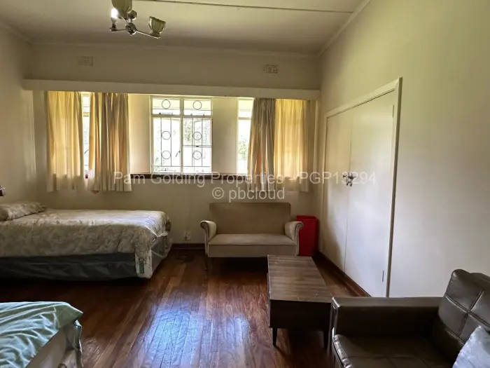 5 Bedroom House for Sale in Suburbs, Bulawayo
