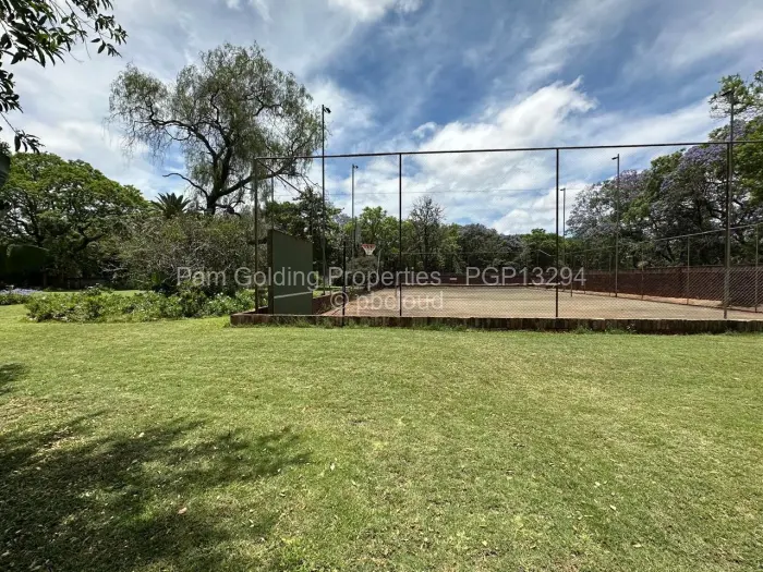 5 Bedroom House for Sale in Suburbs, Bulawayo