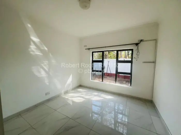Flat/Apartment to Rent in Greendale, Harare