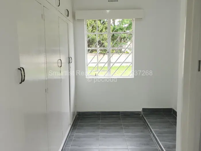 4 Bedroom House for Sale in Zimre Park, Harare