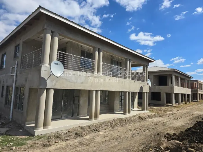 Townhouse/Cluster for Sale in Greendale North, Harare