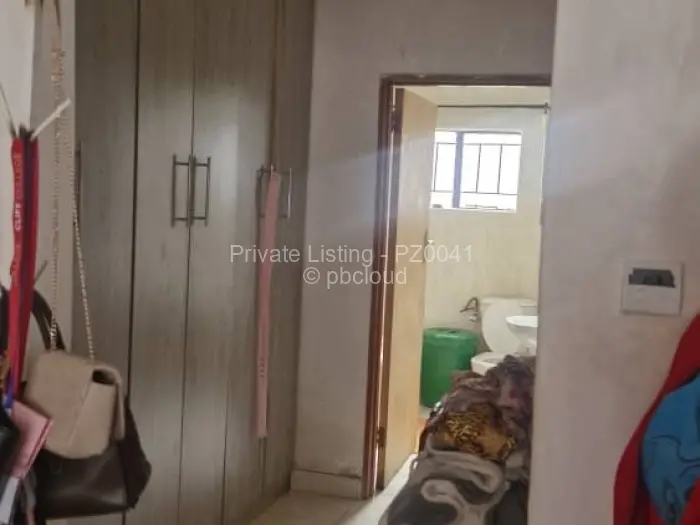 House for Sale in Dzivarasekwa, Harare