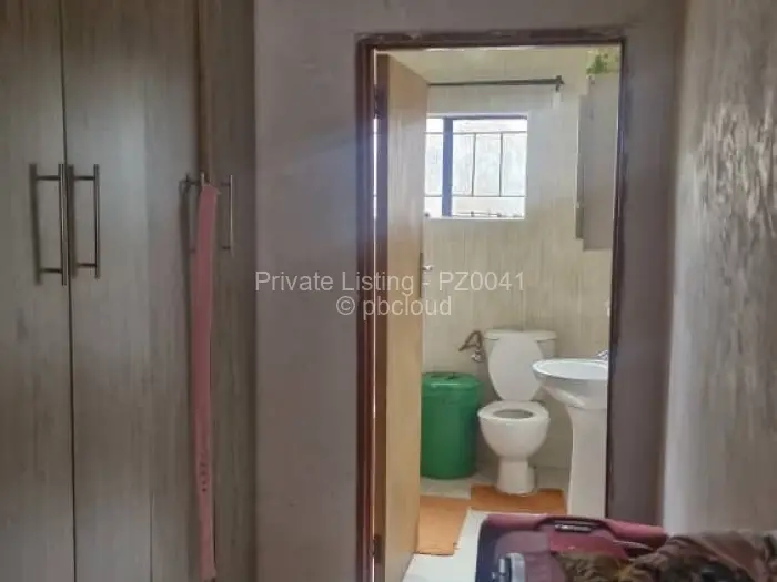 House for Sale in Dzivarasekwa, Harare