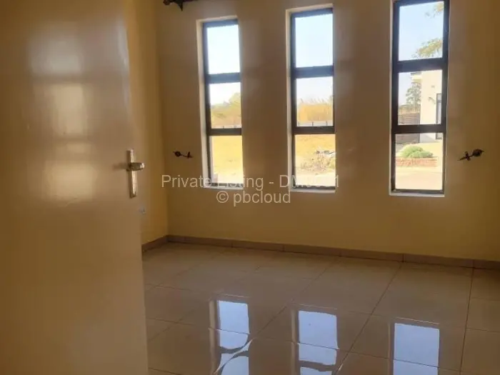 Townhouse/Cluster to Rent in Greendale, Harare