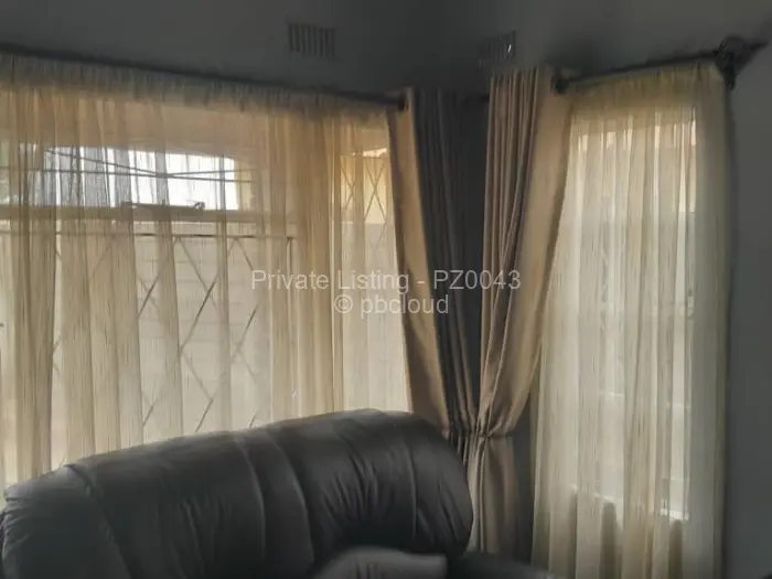 4 Bedroom House for Sale in Glen View, Harare