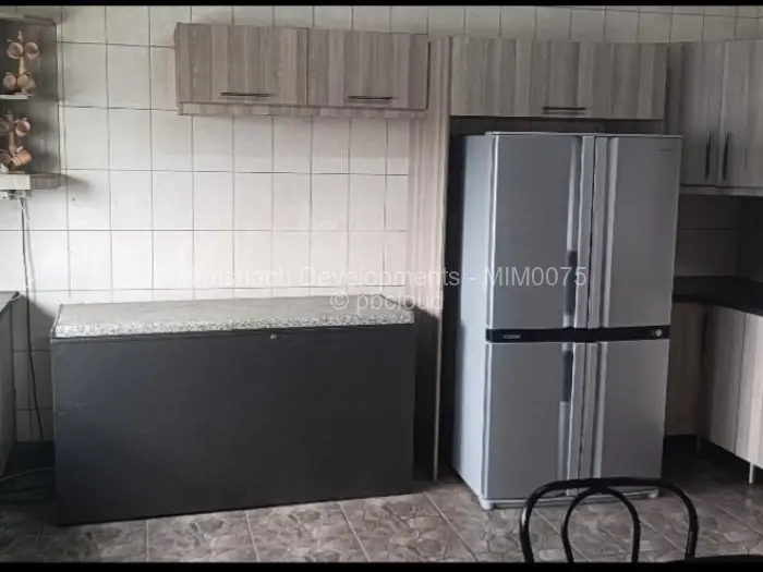 6 Bedroom House for Sale in Carrick Creagh Estate, Harare