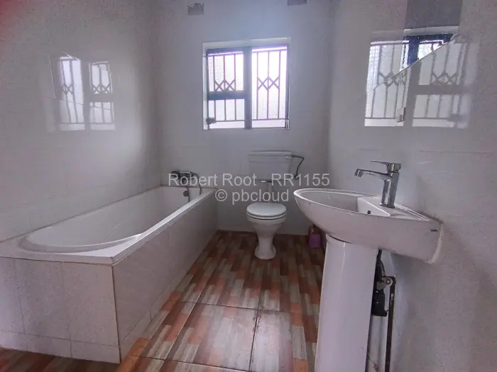 3 Bedroom Cottage/Garden Flat to Rent in Marlborough, Harare