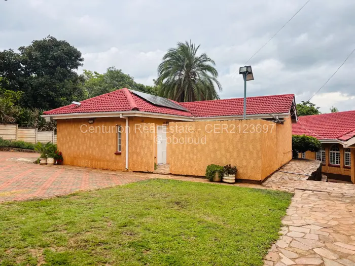 1 Bedroom Cottage/Garden Flat to Rent in Glen Lorne, Harare