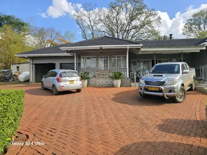 4 Bedroom House for Sale in Greystone Park, Harare