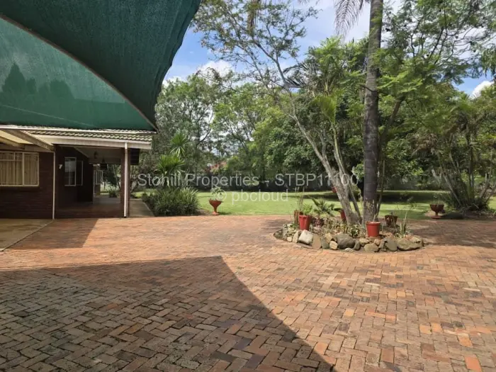 5 Bedroom House to Rent in Highlands, Harare