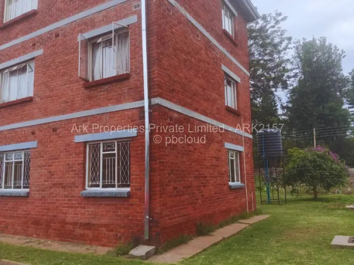 Flat/Apartment to Rent in Mabelreign, Harare