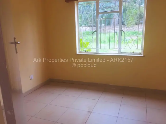 Flat/Apartment to Rent in Mabelreign, Harare