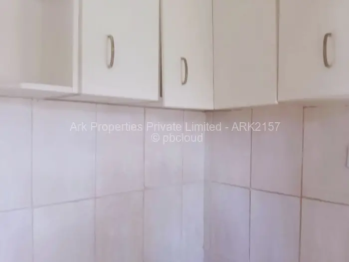 Flat/Apartment to Rent in Mabelreign, Harare