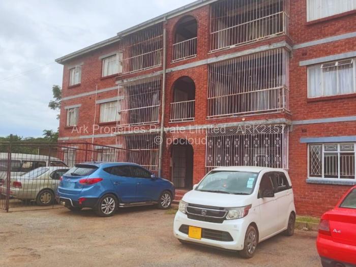 Flat/Apartment to Rent in Mabelreign, Harare