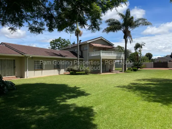 5 Bedroom House to Rent in Borrowdale, Harare