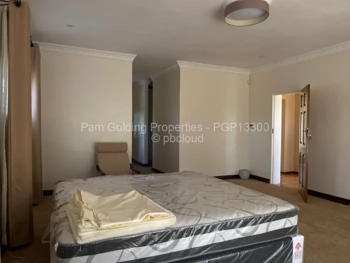 5 Bedroom House to Rent in Borrowdale, Harare