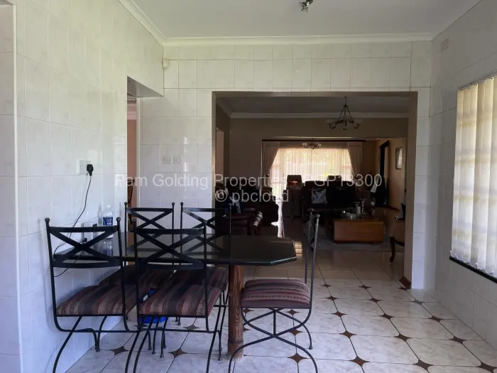 5 Bedroom House to Rent in Borrowdale, Harare