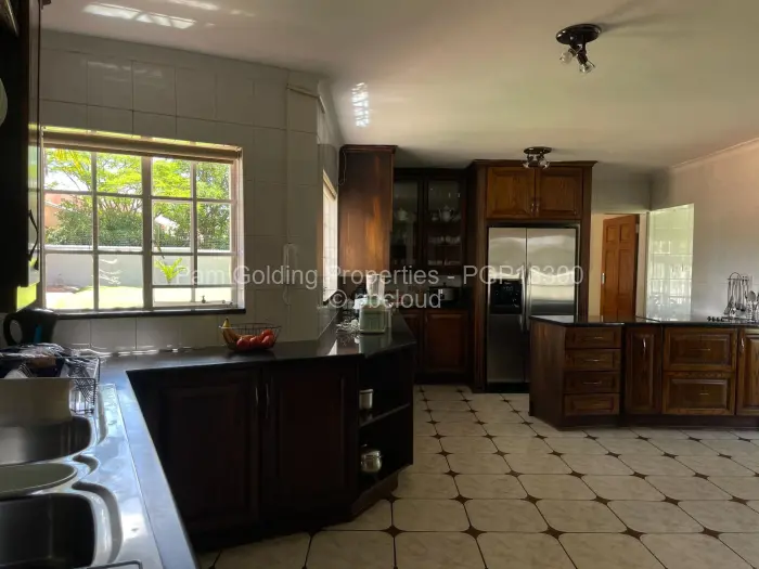 5 Bedroom House to Rent in Borrowdale, Harare