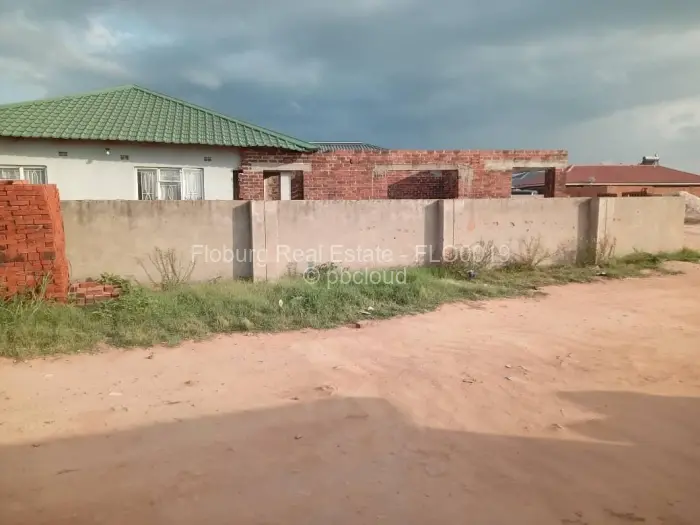 4 Bedroom House for Sale in Glen View, Harare