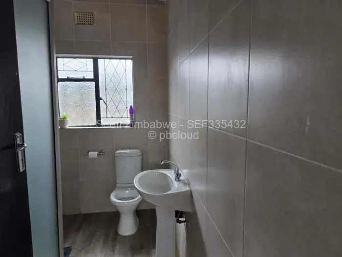 3 Bedroom House for Sale in Killarney, Bulawayo