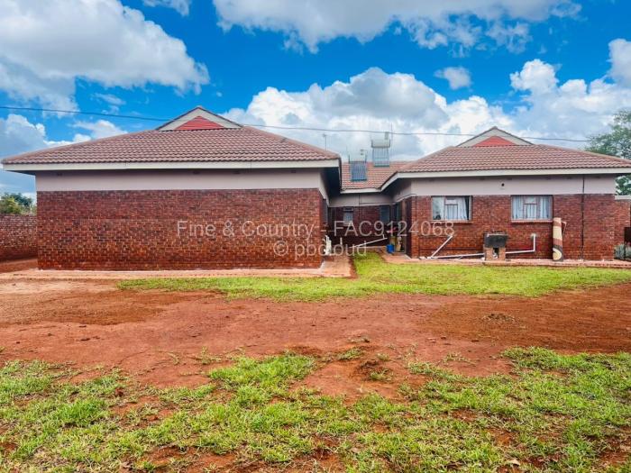 4 Bedroom House to Rent in Gletwin Park, Harare
