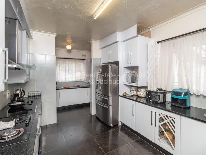 4 Bedroom House for Sale in Hogerty Hill, Harare