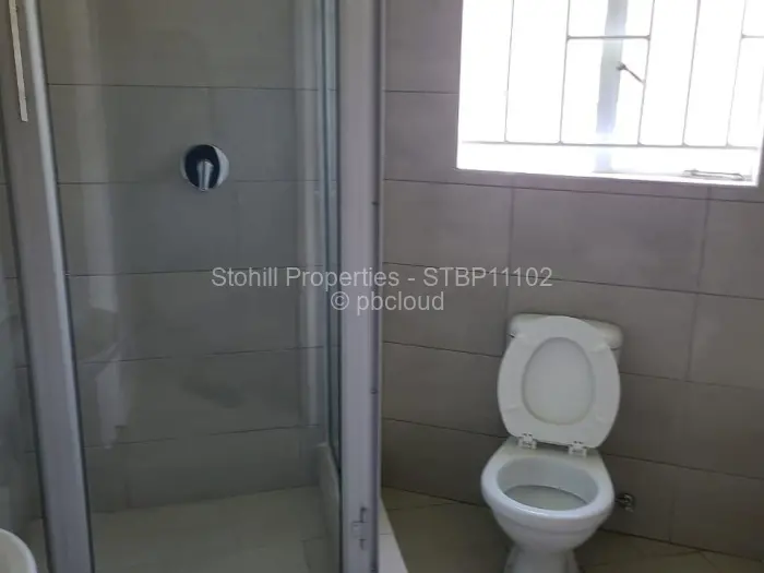 6 Bedroom House to Rent in Avondale