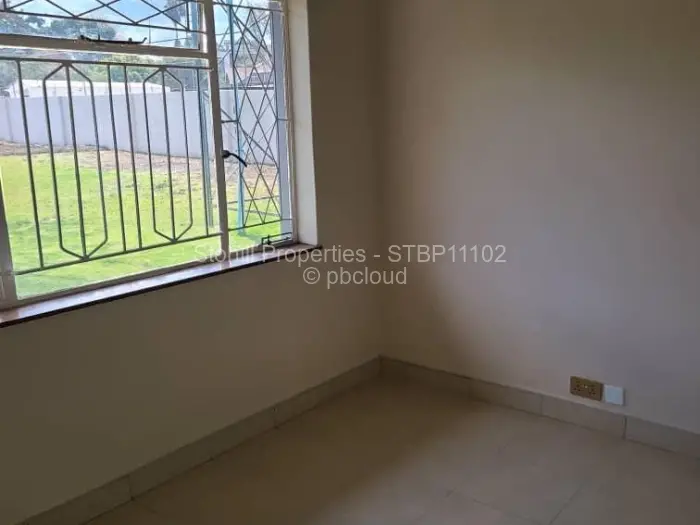 6 Bedroom House to Rent in Avondale