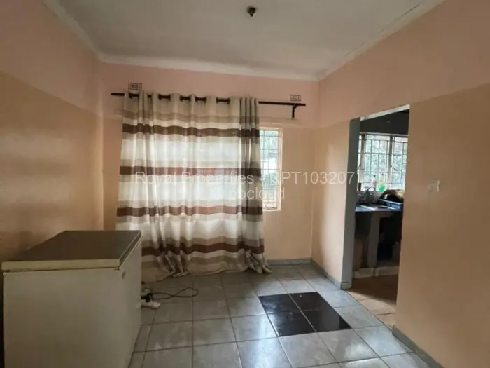 Townhouse/Cluster for Sale in Marlborough, Harare