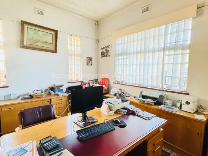 Office for Sale in Avenues, Harare