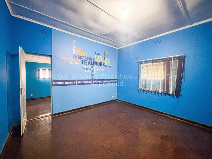 Office to Rent in Avondale