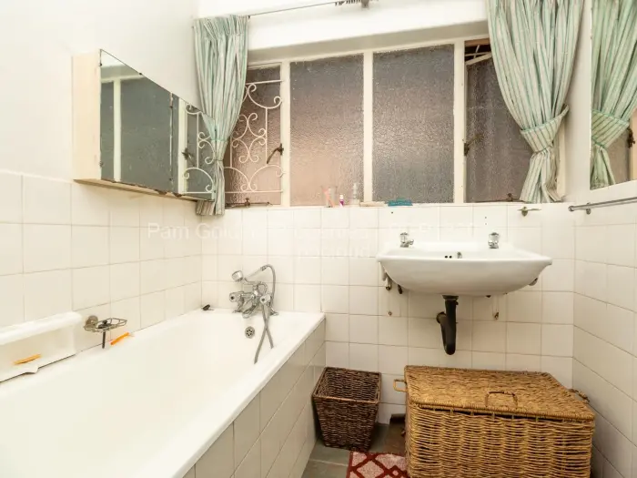 4 Bedroom House for Sale in Sentosa, Harare