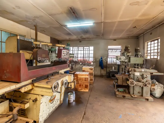 Warehouse/Industrial for Sale in Ardbennie, Harare