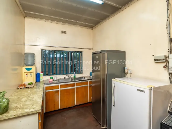 Warehouse/Industrial for Sale in Ardbennie, Harare