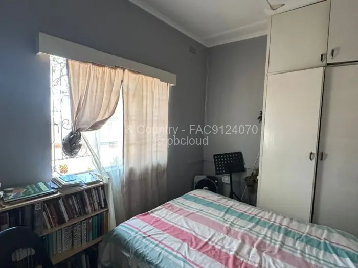 3 Bedroom House to Rent in Mabelreign, Harare