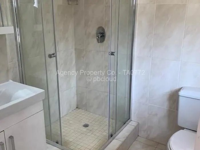 5 Bedroom House to Rent in Highlands