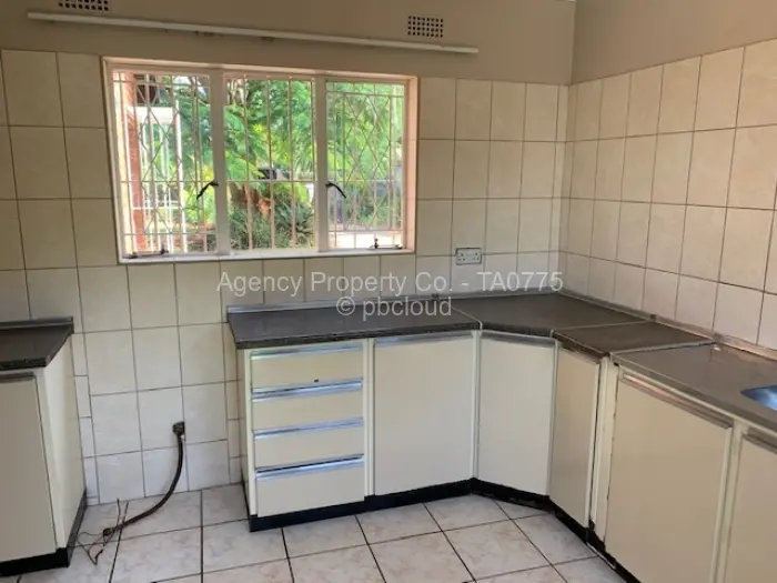 3 Bedroom House to Rent in Westgate