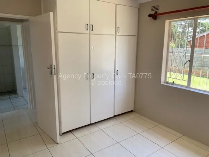 3 Bedroom House to Rent in Westgate