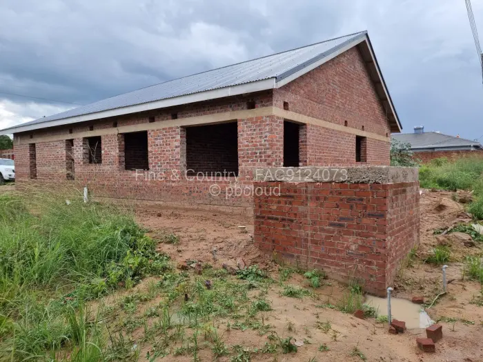 4 Bedroom House for Sale in Mabvazuva Estates, Ruwa