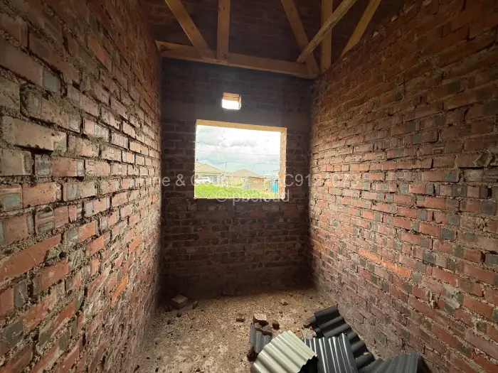 4 Bedroom House for Sale in Mabvazuva Estates, Ruwa