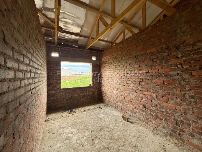 4 Bedroom House for Sale in Mabvazuva Estates, Ruwa