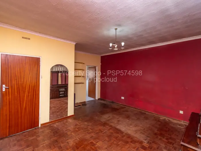 4 Bedroom House to Rent in Borrowdale, Harare