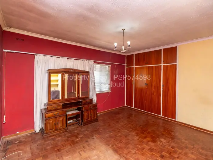 4 Bedroom House to Rent in Borrowdale, Harare