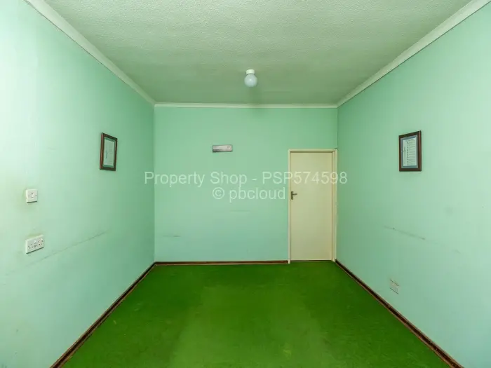 4 Bedroom House to Rent in Borrowdale, Harare