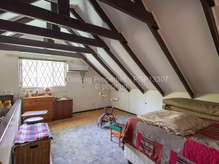 3 Bedroom House for Sale in Lake Chivero, Lake Chivero