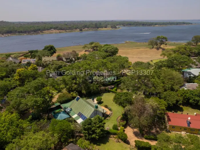 3 Bedroom House for Sale in Lake Chivero, Lake Chivero